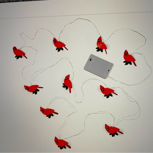 Hallmark Keepsake Decorative Cadinal Light String - Picture 4 of 4